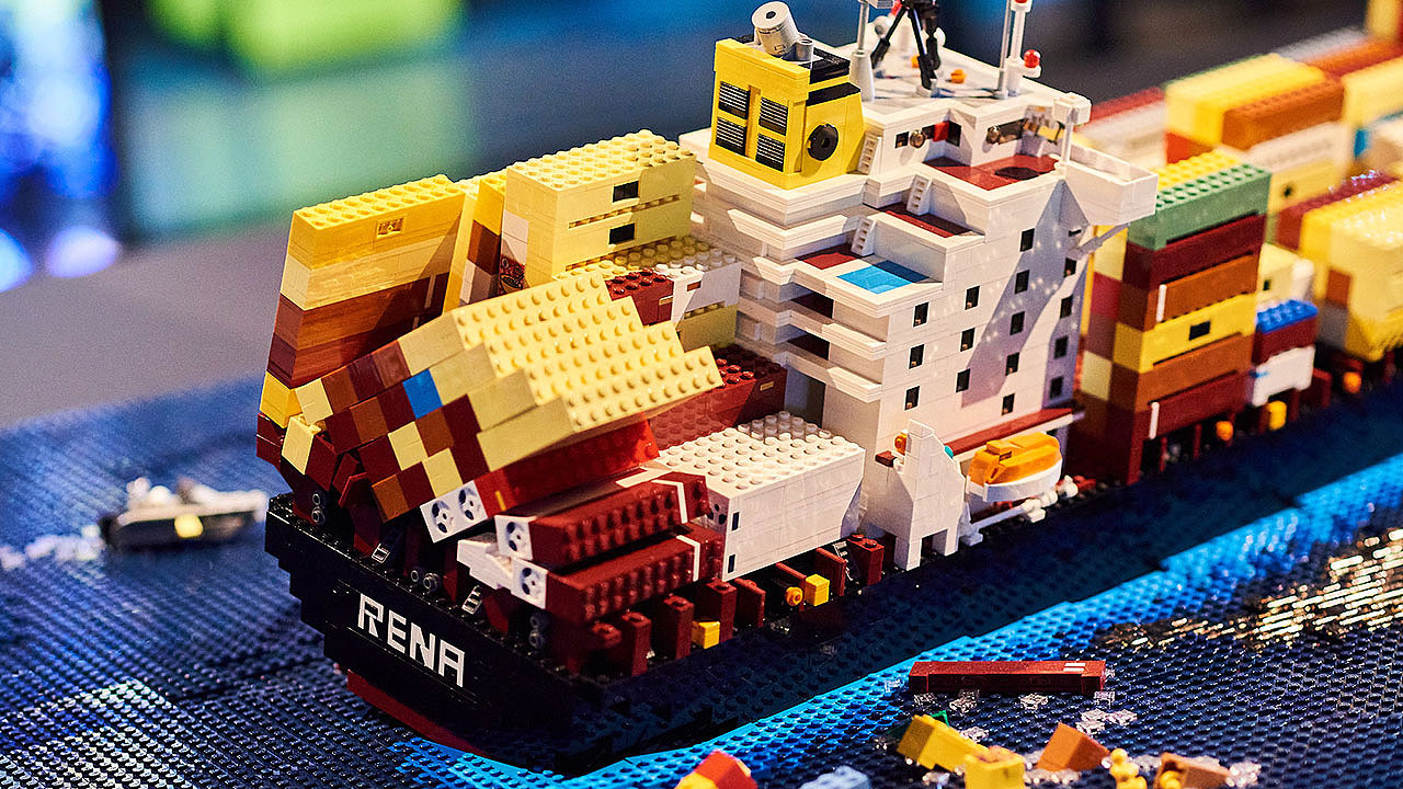 Brickwrecks: Sunken Ships in Lego Bricks