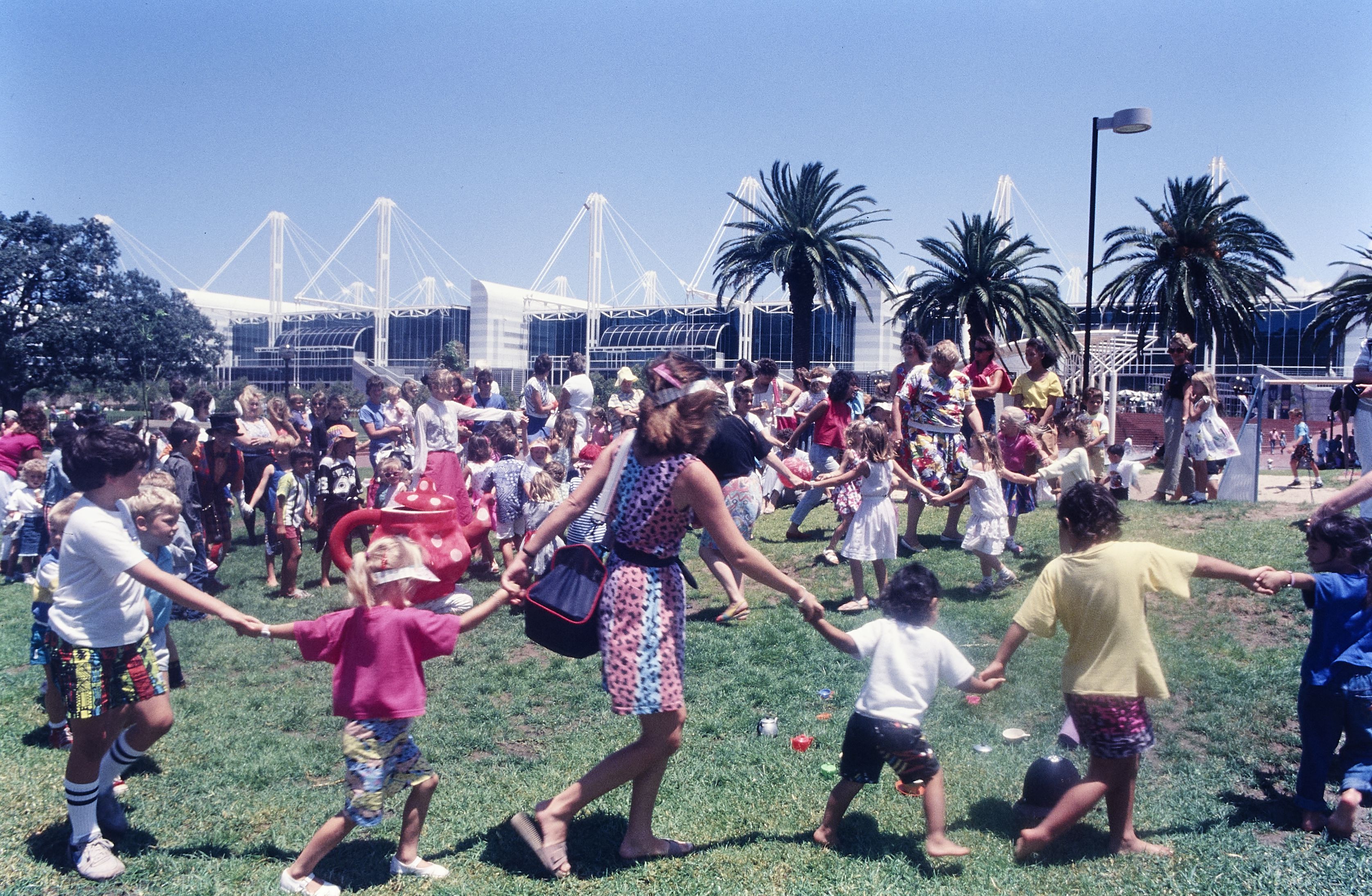 Crowds at Bicentennial celebrations