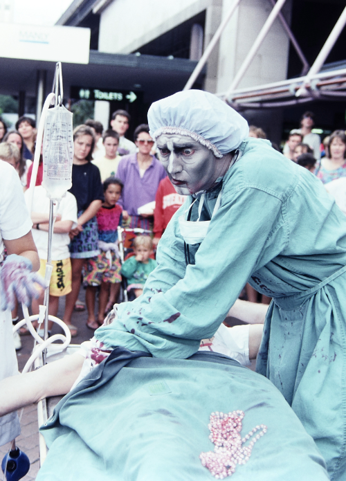 Just for fun: Street performers of yore