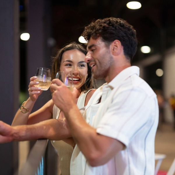 Folio (Festival Bar) 